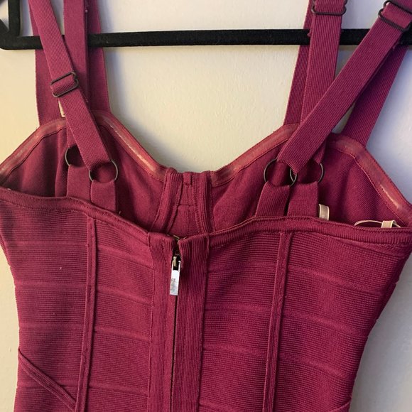 Stunning Designer cocktail dress by Stretta of LA - Picture 8 of 11